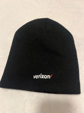 Verizon Black Beanie Hat - Branded Knit Cap unisex